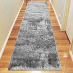 https://www.sarayrugs.com.au/wp-content/uploads/2018/05/Soft-Shaggy-1001-Lt.Grey-Runner.jpg