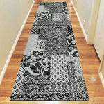 https://www.sarayrugs.com.au/wp-content/uploads/2018/04/Boston-Runner-0583-Black.jpg