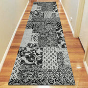 https://www.sarayrugs.com.au/wp-content/uploads/2018/04/Boston-Runner-0583-Black.jpg