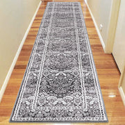 https://www.sarayrugs.com.au/wp-content/uploads/2019/10/Opera-2806-Lt-Grey-Runner.jpg