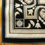https://www.sarayrugs.com.au/wp-content/uploads/2018/05/Palace-7652-Black-Corner.jpg